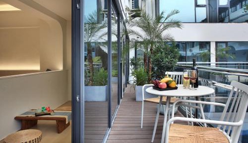 Deluxe Double Room with Balcony