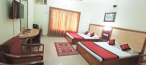 Deluxe Family Room