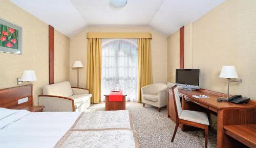 Large Double Room