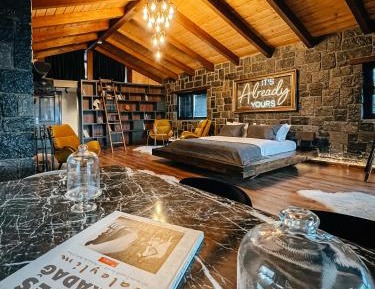 King Suite
