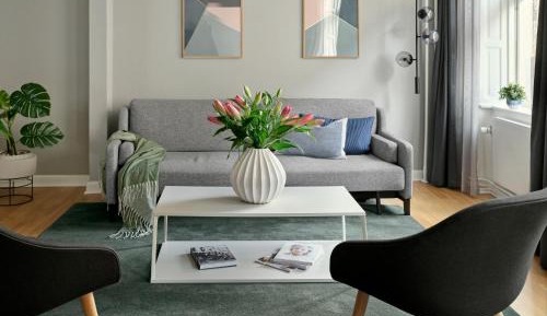 Deluxe Two-Bedroom Apartment