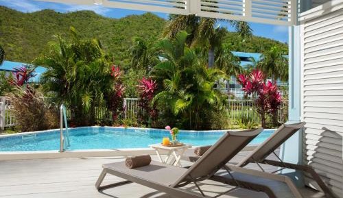 Two Queen Bed With Pool View