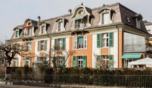 Deluxe Apartment with Balcony 