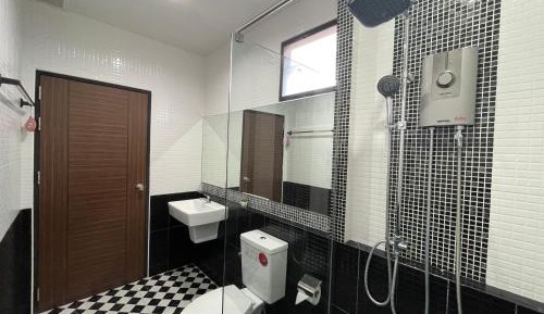 Deluxe Family Suite