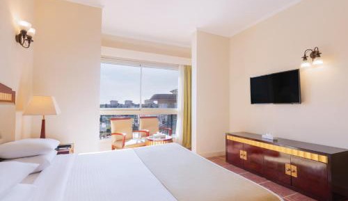Superior Double Room with Side Sea View