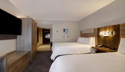 Standard Room with Two Queen Beds