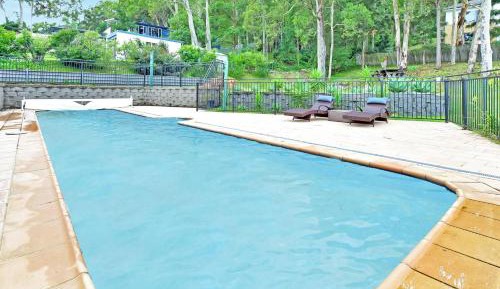 Six-Bedroom Holiday Home