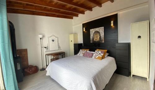 One-Bedroom House