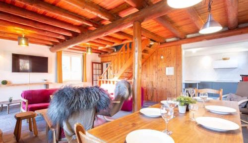 Chalet (8 Adults)