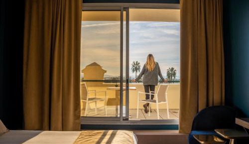 Comfort Double Room with Terrace