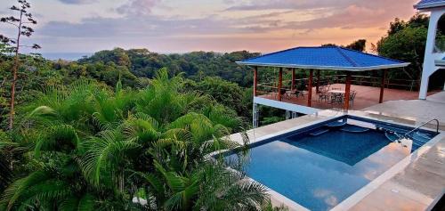 Double Room with Balcony and Sea View