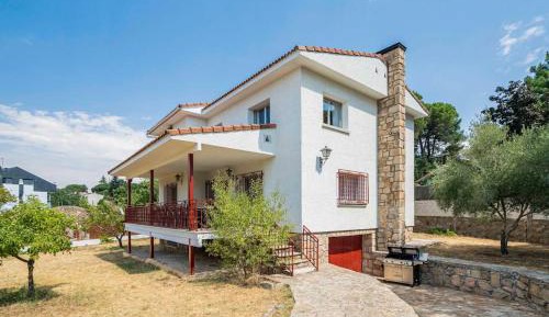 Six-Bedroom House