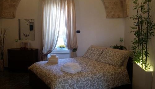 Double or Twin Room with Private Bathroom