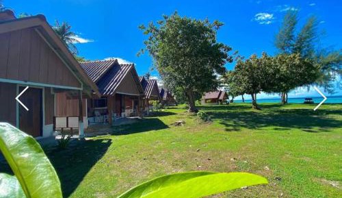 Bungalow with Sea View