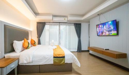 Grand Deluxe Room