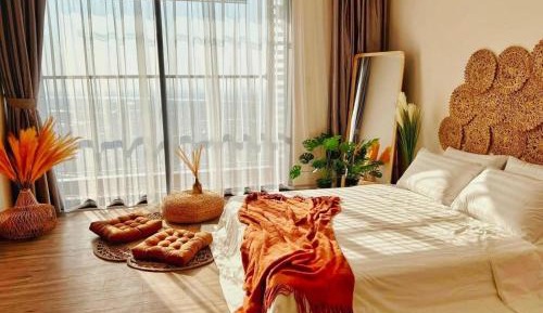 Apartment with Balcony