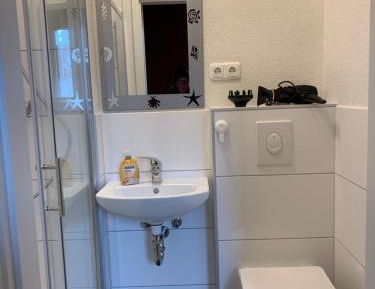 Single Room with Private Bathroom