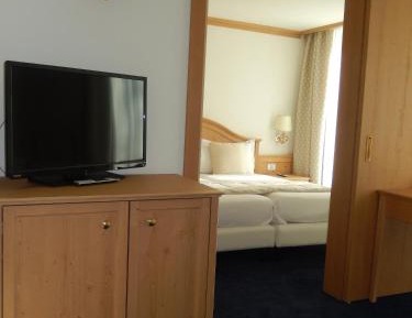 Deluxe Junior Suite