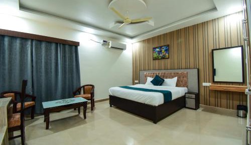 Large Double Room