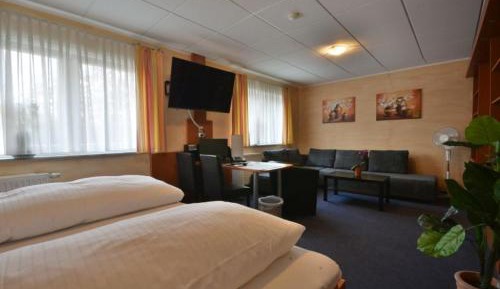 Large Double Room