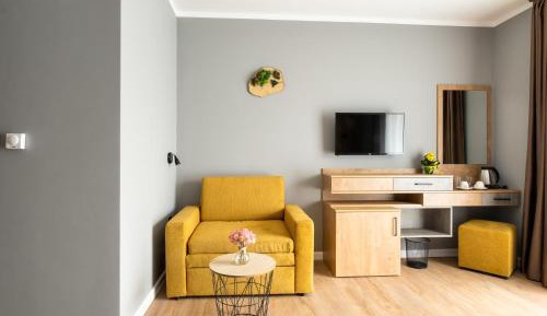 Deluxe Double Room with Extra Bed