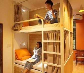 Bed in 8-Bed Mixed Dormitory Room
