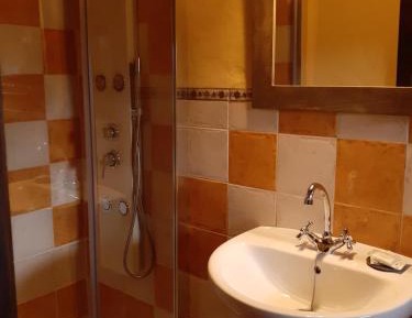 Queen Room with Garden View