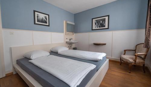Double Room with Shared Bathroom