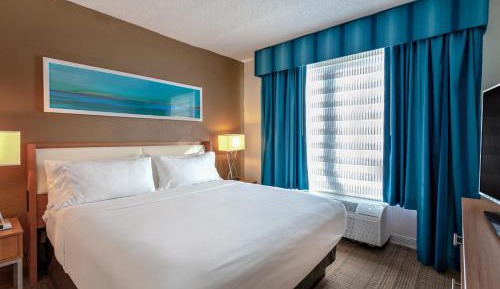 Standard King Room