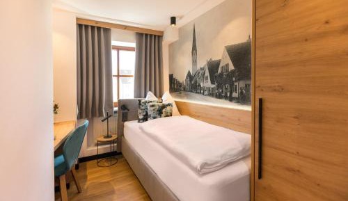 Economy Single Room