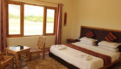 Double Room with Mountain View