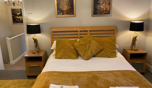 Superior King Suite