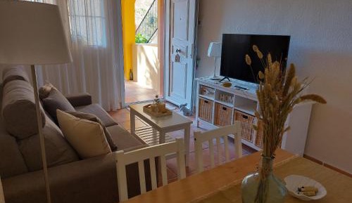 Apartment with Garden View