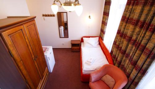 Deluxe Single Room