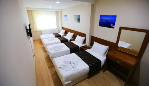 Two-Bedroom Apartment (5 Adults)