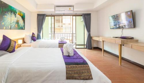 Deluxe Twin Room