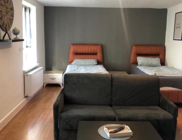 Double Room with Shared Toilet