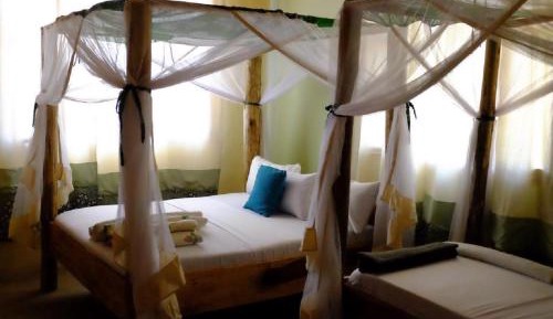 Comfort Triple Room