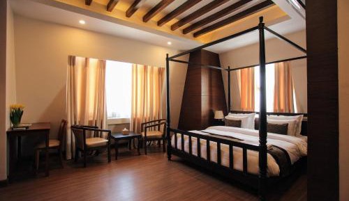 Deluxe King Room