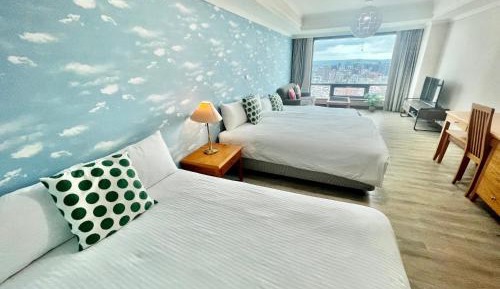 Deluxe Family Suite