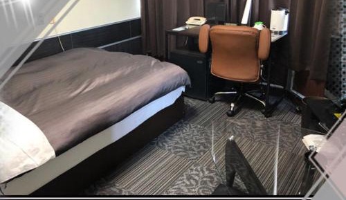 Single Room with Shared Shower and Toilet - Male Only