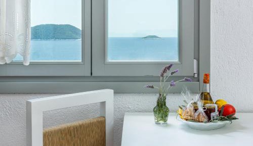 Double Room with Balcony and Sea View