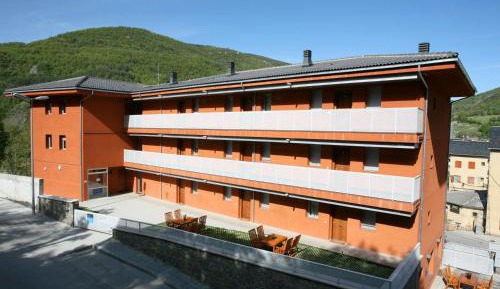 Studio (2 Adults)