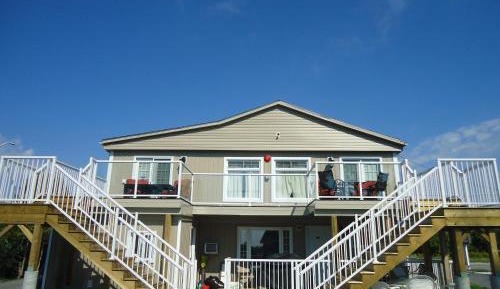 Junior Suite with Lake View and Balcony
