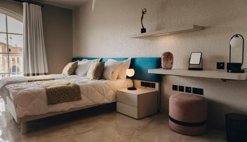 Deluxe Double or Twin Room with Sea View