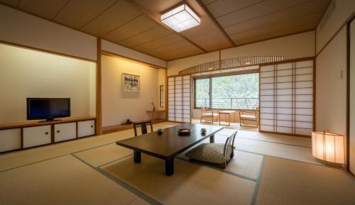 Japanese-Style Room