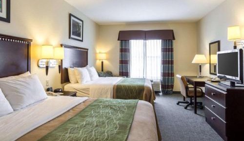 Queen Room with Two Queen Beds - Non-Smoking
