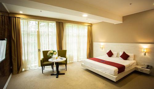 Superior King Room