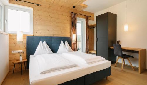 One-Bedroom Apartment with Private Sauna