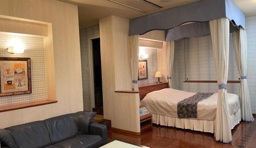 Queen Room